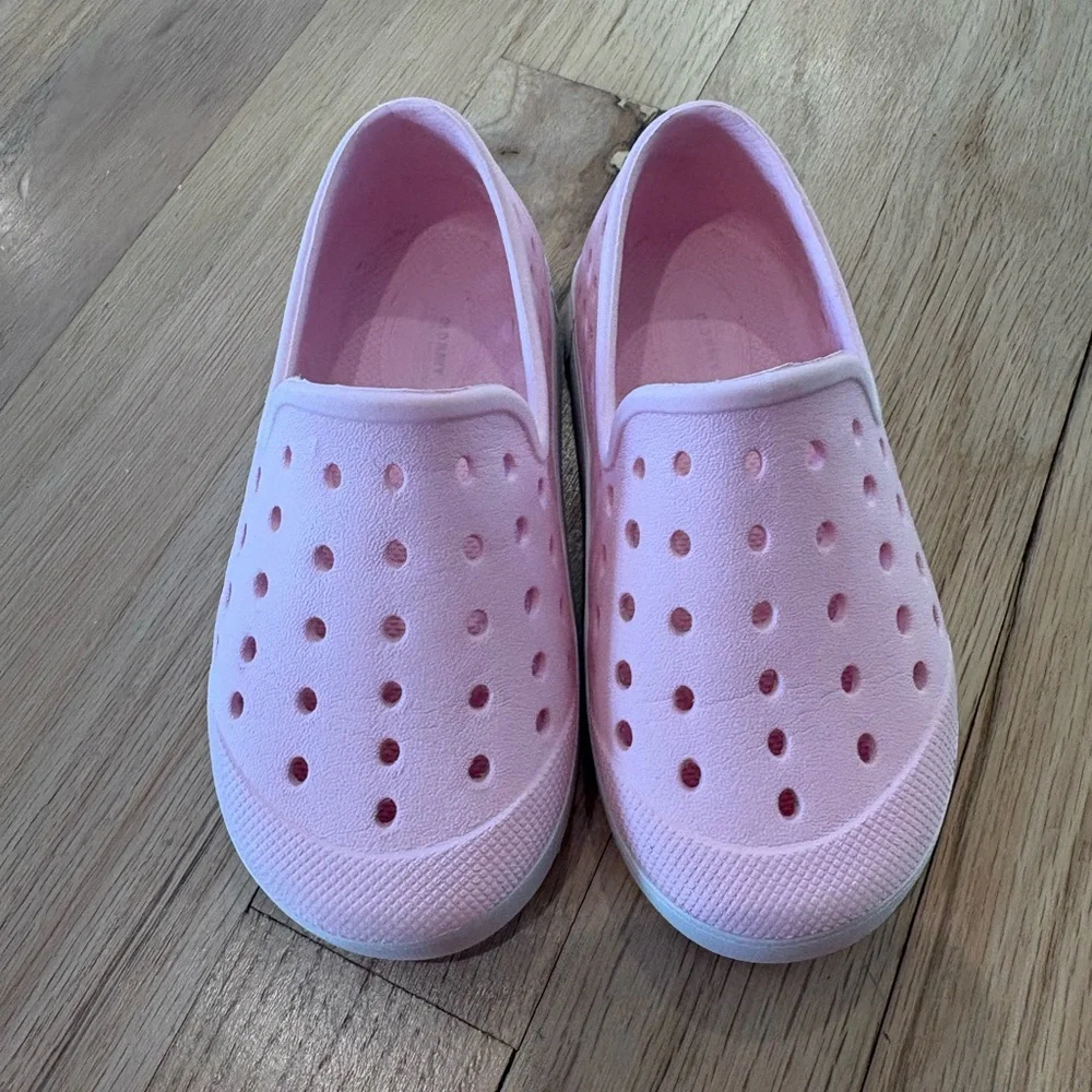 Old Navy Toddler Slip-On Shoes